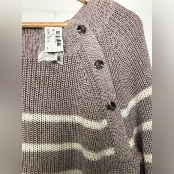 Cozy and Warm Striped Sweater New with Tags! - Picture 5 of 5